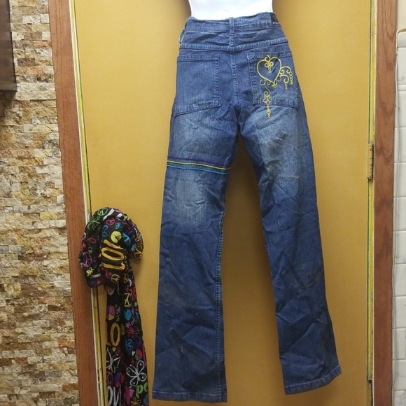 Jeans with coloful stitching - Picture 5 of 8